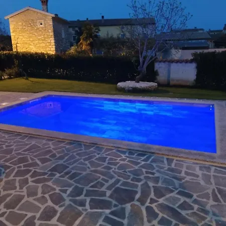 With Swimming Pool Rozac, - 27251 * Umag