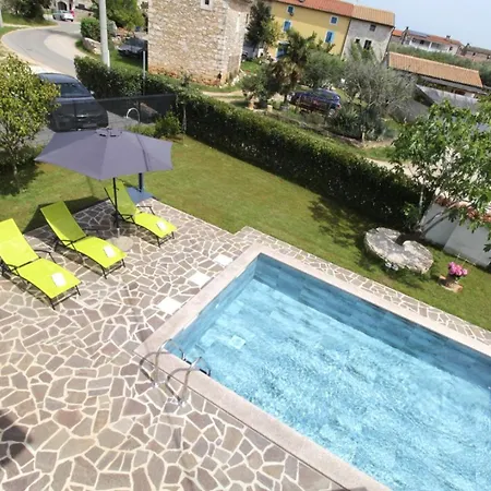 With Swimming Pool Rozac, - 27251 Appartement *
