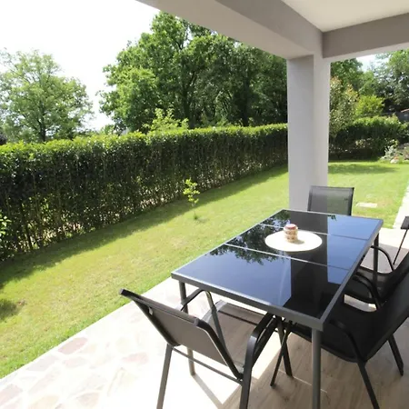 With Swimming Pool Rozac, - 27251 Appartement Umag